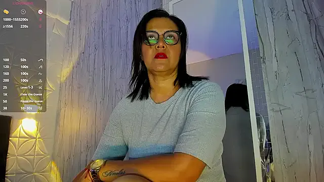 EmillyLim on StripChat