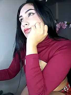 Emy_cutee on StripChat