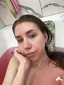 EvaAkins on StripChat