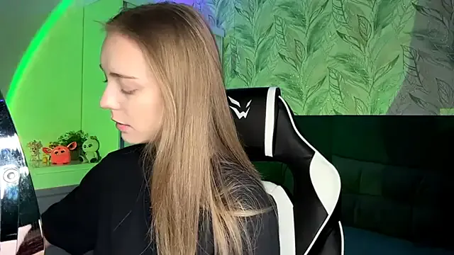 EvaPeace on StripChat