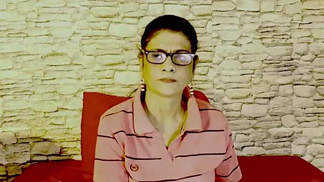 IndianAllure on StripChat 