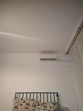 Jassiundich2 on StripChat 