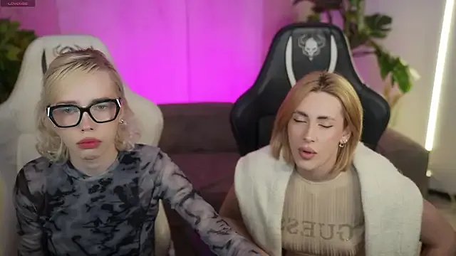 Jessica_start on StripChat 