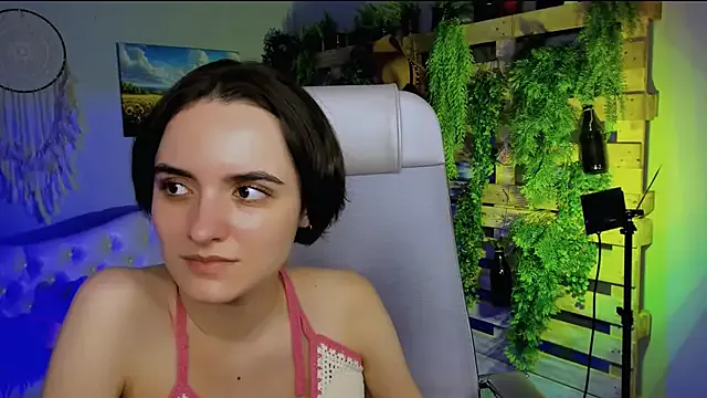 KateWillows on StripChat