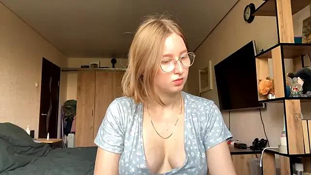 KATTIE_SLOWFiRE on StripChat
