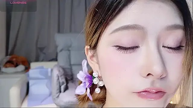 Kiki--2025 on StripChat 