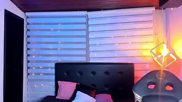 Kitten_Cam on StripChat 
