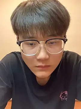 KK-cuteboy on StripChat 