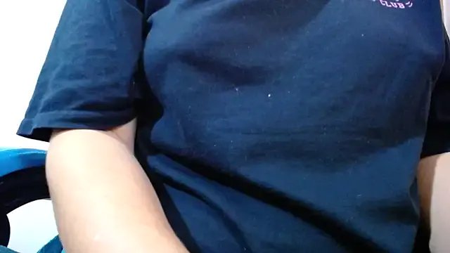 klylls_squirt_ on StripChat 