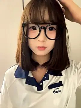 lelebaybay888 on StripChat 