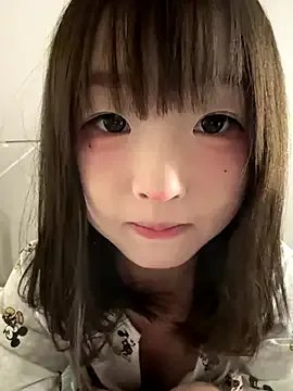 lelebaybay888 on StripChat 