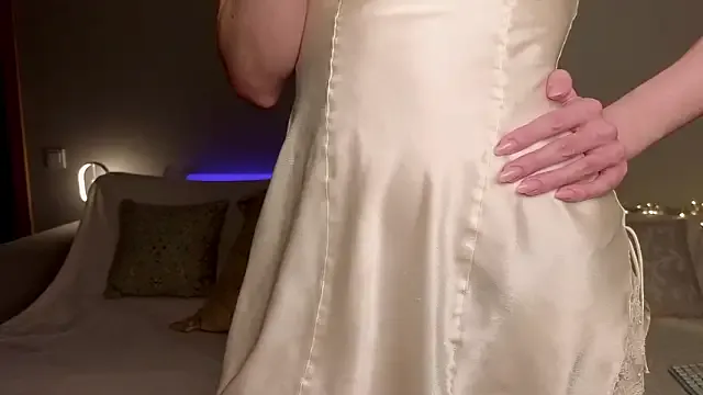 lexmclovin — Pop Little Tits Out FAV vibes