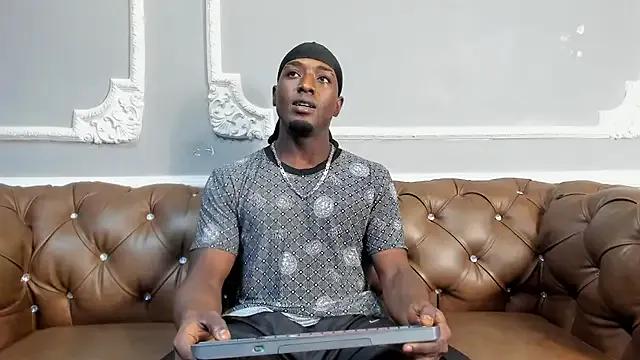 lil_dollar on StripChat 