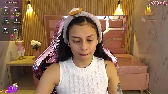 lilith_petit_sub on StripChat 
