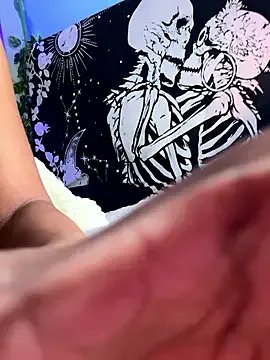 lilliiilliiillil on StripChat 