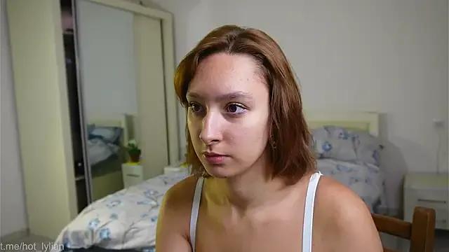 LilyannRosse on StripChat 