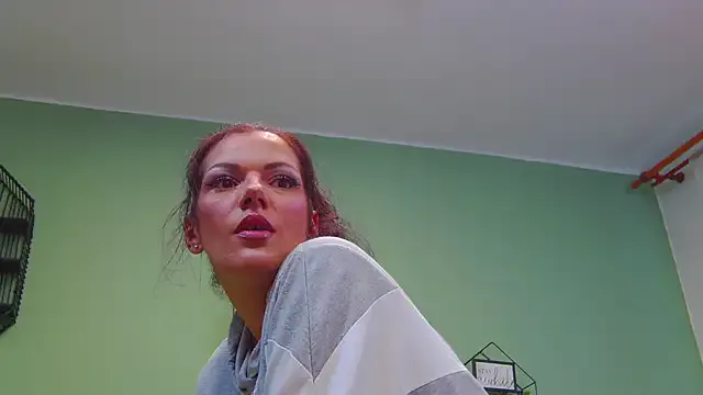 LissaAnn on StripChat