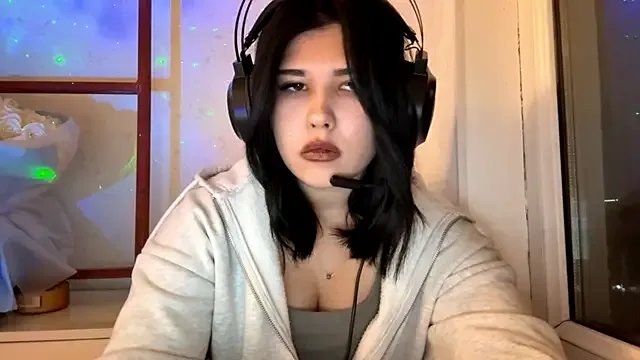 Lolamein on StripChat 