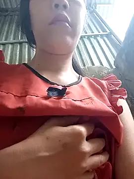 Lyly_sexy2k on StripChat 