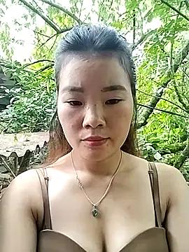 lylylove on StripChat 