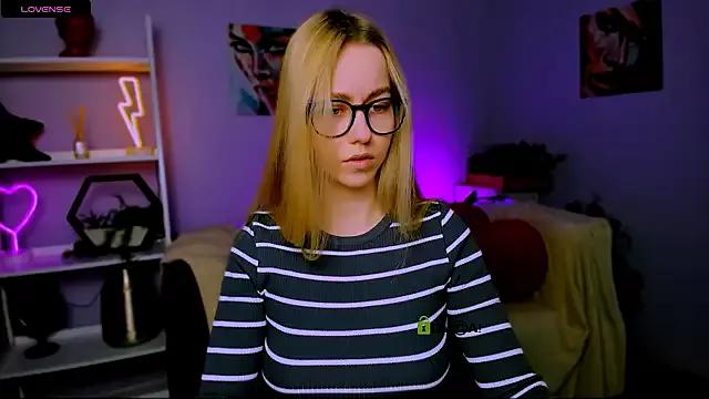 mary_mooore from StripChat is Freechat