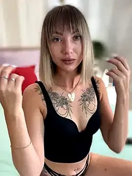 MiaMinx on StripChat 