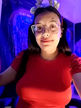 MiaStarts on StripChat