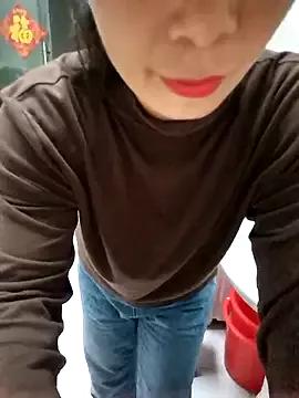 mimi520 on StripChat 