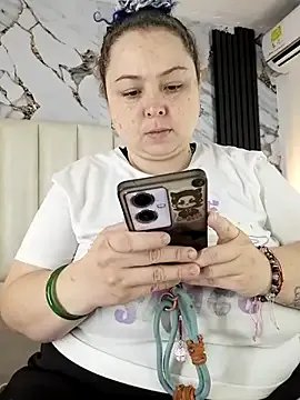 mollieblue69 on StripChat 