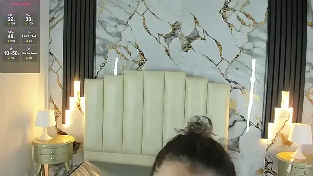 mollieblue69 on StripChat 