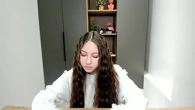 NakeshaPogar on StripChat