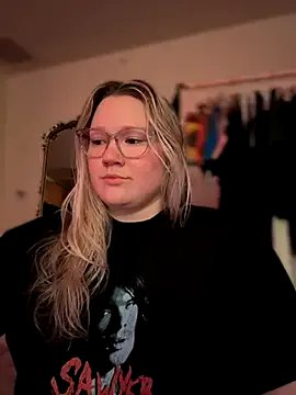 PiggyRose on StripChat 