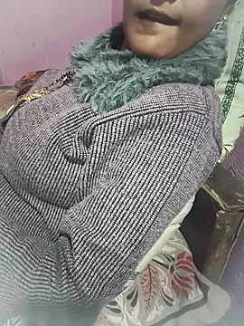 posewith on StripChat