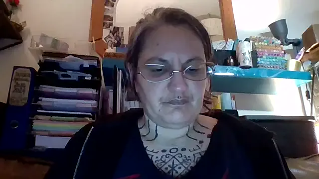 queenlexy777 on StripChat