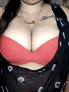 QUEENOF_LUST on StripChat 