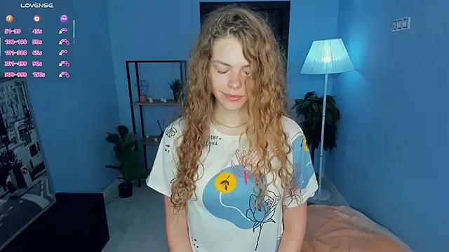RayaNenlia on StripChat