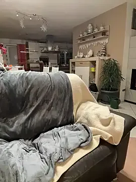 redNatified on StripChat