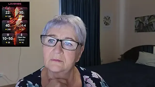 Sandra_Snowflake on StripChat