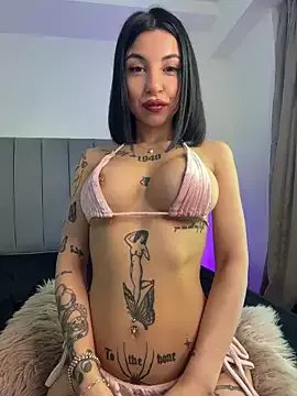 Sasha-Bloom on StripChat 