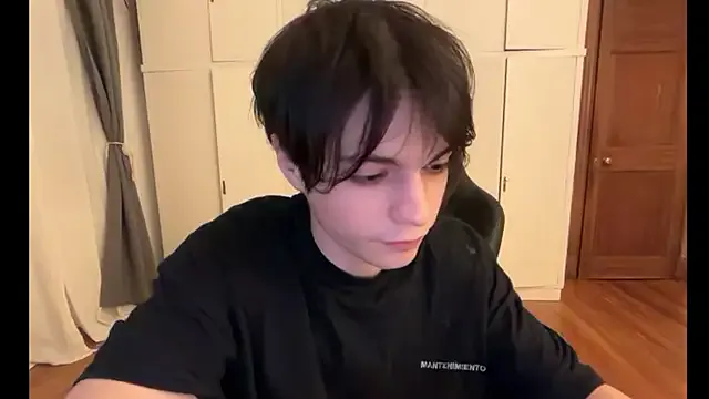 SasukeUhchiaa on StripChat