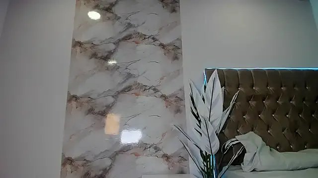 SeleneMakris on StripChat 