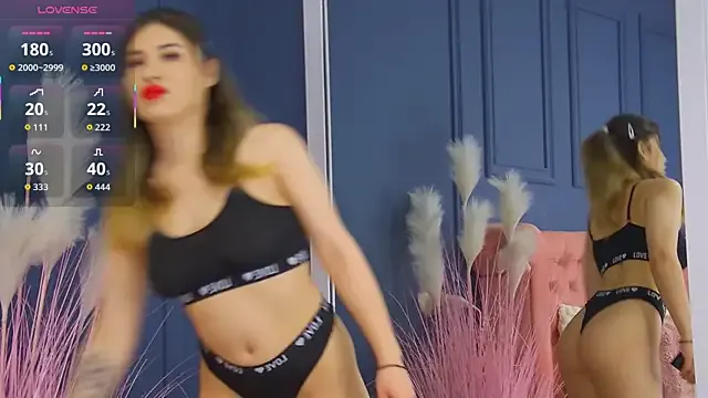 SerenaWatson — Oil Show