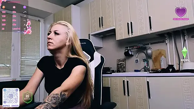 space_danger on StripChat