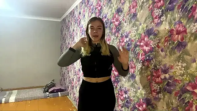 StephanieMarin — handbra