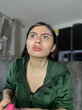 Stormi_th on StripChat