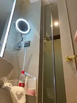 Sunflower-77 on StripChat