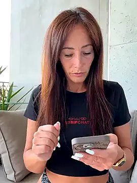 SweetAlegra_ on StripChat 