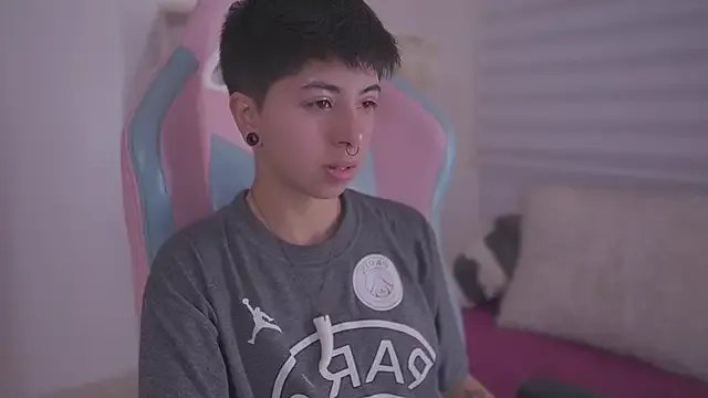 tommy_blue on StripChat 