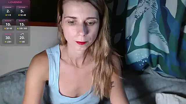 Trinity_Fire on StripChat