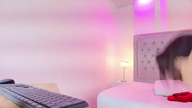 Velora_nigth on StripChat